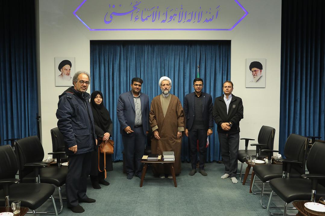 باید از میراث ملی و دینی صیانت کنیم