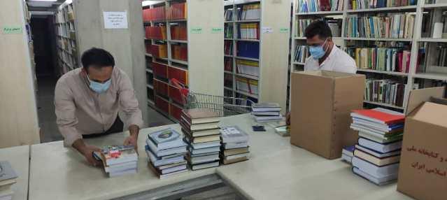 همزمان با چهلمین سالگرد شهید مدنی بیش از 4 هزار جلد کتاب در استان همدان توزیع شد