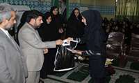 مراسم هفته کتاب و کتابخوانی در آموزش پرورش تبادکان و اهدای کتاب 