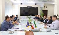با حضور سعید زارع مدیر اسناد و کتابخانه ملی استان یزد ، علی جم مدیر عامل شرکت توزیع برق منطقه ای یزد و جمعی از معاونین و مسئولین دو مجموعه نشست و کارگروه تخصصی مدیریت اسناد در محل این شرکت برگزار شد.