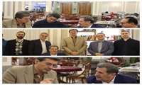 در جلسه ای با حضور مدیر اسناد و کتابخانه ملی استان یزد و مدیر کل میراث فرهنگی، گردشگری و صنایع دستی استان با مدیر مجموعه تالار یزد مطرح شد: گردشگری غذا در یزد و جهانی شدن آن باید با رویکرد نور آوری و ابداع غذاهای جدید باشد.