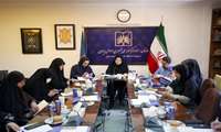 نشست خبری مدیر اسناد و کتابخانه ملی منطقه غرب کشور با اصحاب رسانه در همدان