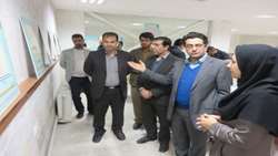 بازدید رئیس دانشگاه آزاد اسلامی کرمان از نمایشگاه «پژوهش مستند»