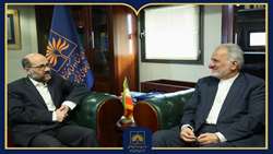 دیدار رئیس سازمان اسناد و کتابخانه ملی ایران با قاری بین‌المللی قرآن