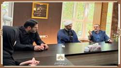 فرزندان مرحوم آیت‌الله میرزا رحیم سامت قزوینی با حضور در مدیریت اسناد و کتابخانه ملی استان قزوین از روند ساماندهی، فهرست‌نویسی و نگهداری اسناد و آثار اهدایی آن مرحوم بازدید کردند