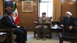 دیدار معاون اسناد ملی با علیرضا رزم حسینی استاندار کرمان