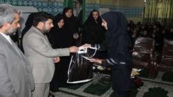مراسم هفته کتاب و کتابخوانی در آموزش پرورش تبادکان و اهدای کتاب 