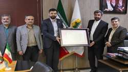 دیدار مدیر مرکز اسناد و کتابخانه ملی شرق کشور با رئیس و جمعی از اعضای شورای شهر بجنورد