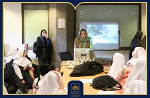 گزارش تصویری | برگزاری برنامه «انقلاب اسلامی ایران و کودکان و نوجوانان» در کتابخانه ملی