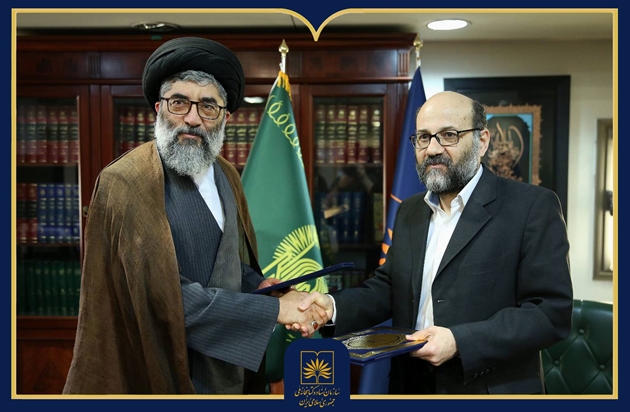 امضای تفاهم‌نامه همکاری میان سازمان اسناد و کتابخانه ملی و آستان قدس رضوی